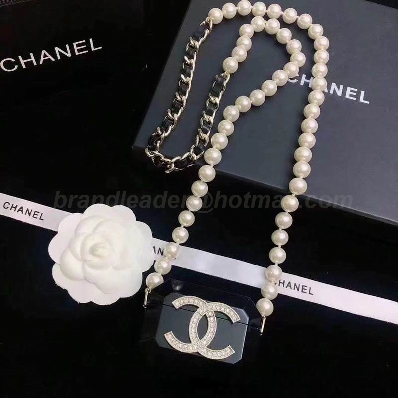 Chanel Necklaces 200